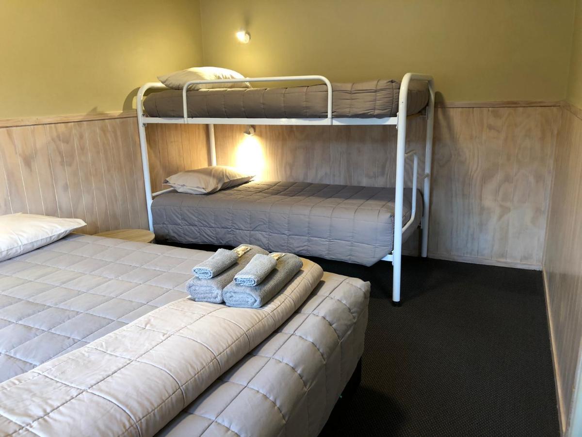 Oamaru Top 10 Holiday Park Esterno foto