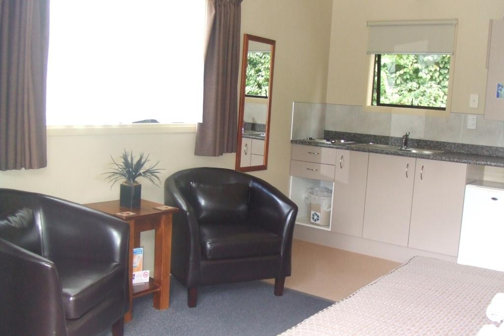 Oamaru Top 10 Holiday Park Esterno foto