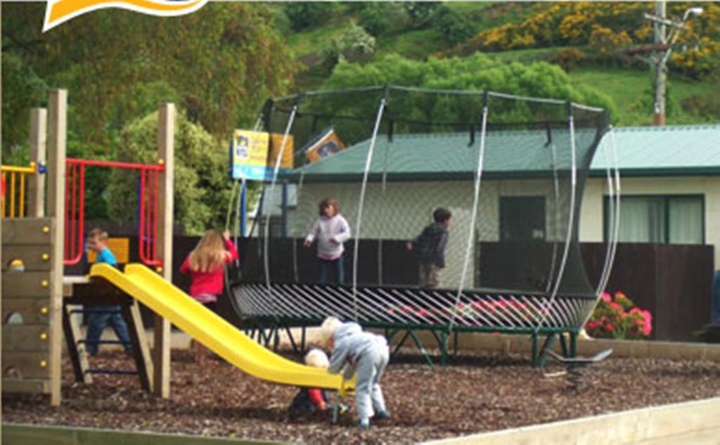 Oamaru Top 10 Holiday Park Esterno foto