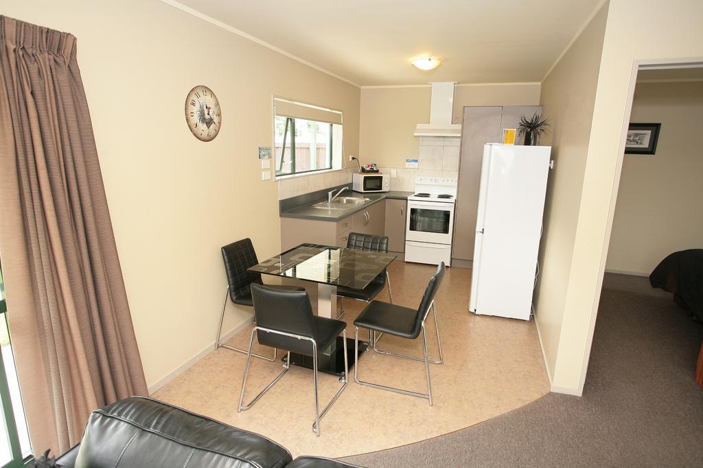 Oamaru Top 10 Holiday Park Esterno foto